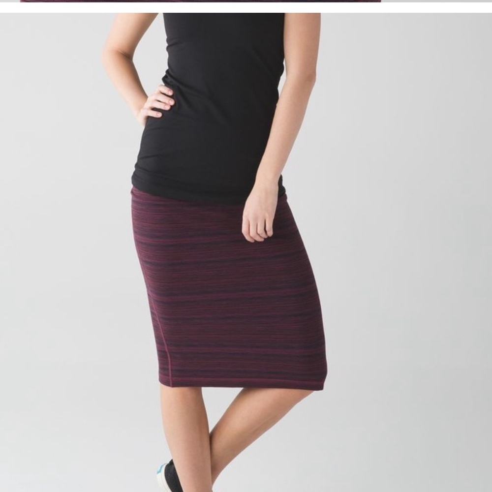 Lululemon Tube And From Skirt Cyber Red Grape Size 8